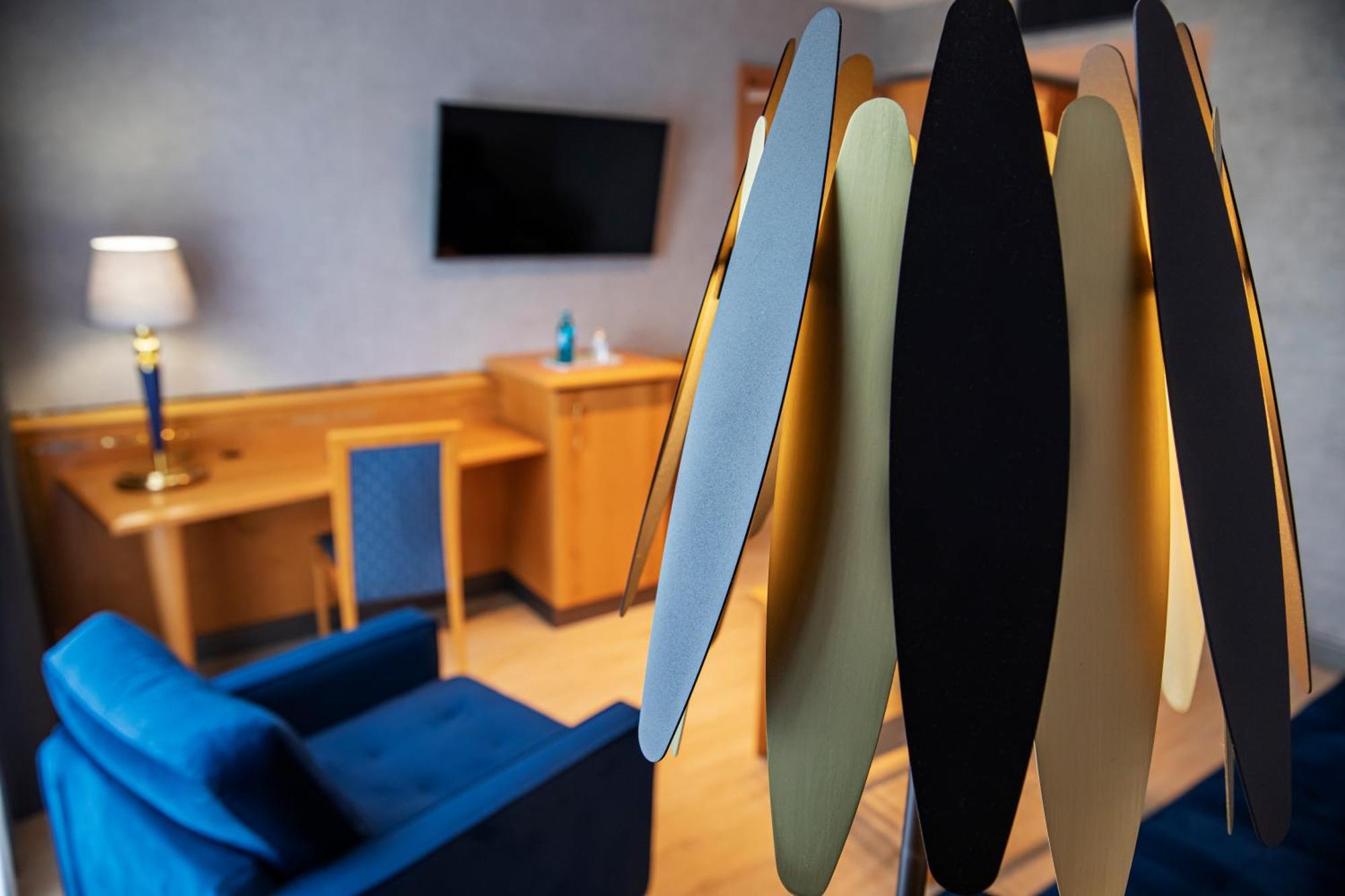 Achat Hotel Магдебург Екстериор снимка